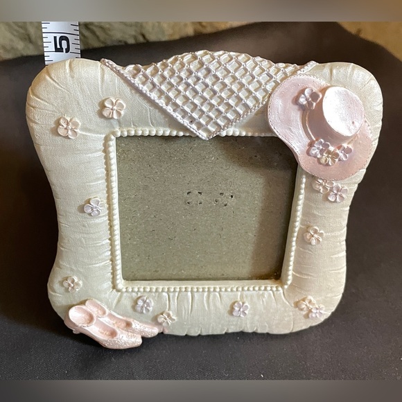 Special Moments Picture Frame 3D Style Fashion Theme "K's Collection" 4” Square - Picture 2 of 8